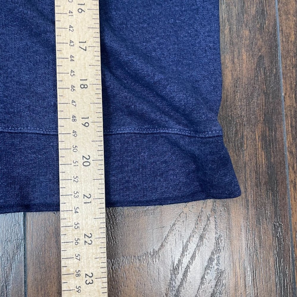 Sundry Top 2 Medium Navy Blue Red Flag Graphic Long Sleeve Shirt Cropped Women's - Picture 11 of 14